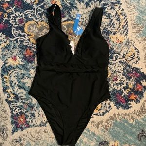 Last chance!  Swim! NWT Cupshe V-neck sexy suit with scalloped/mesh accents